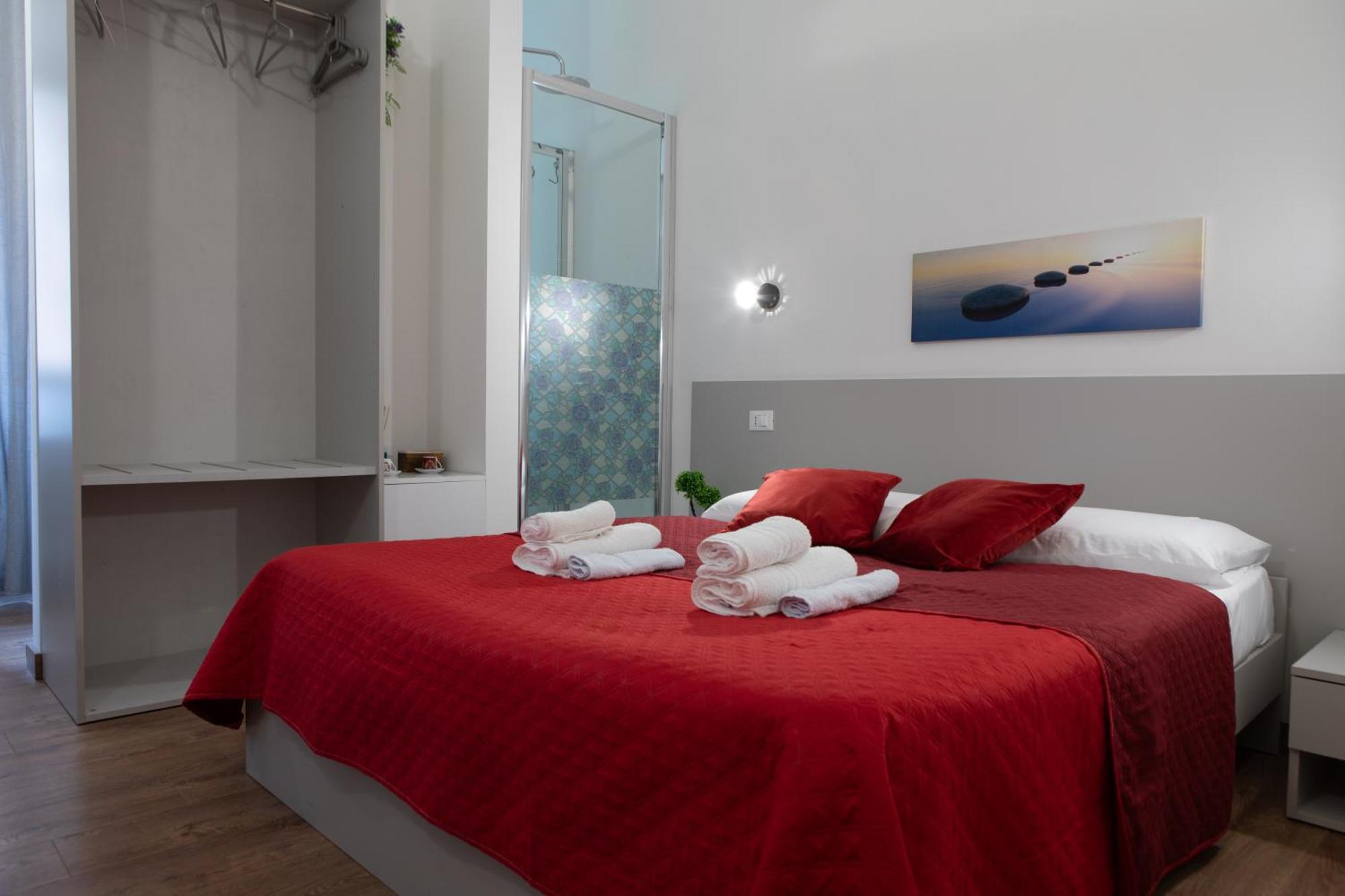 Luxury Suite - Teatro Romano - Duomo - Centro Storico Wi-Fi Terracina Ngoại thất bức ảnh